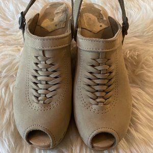 No.6 STORE Sz 38/ 7.5 US Heidi Woven Clogs